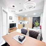 Central Stay 1 Bed Junior Near Cleveland And Abu Dhabi Mall