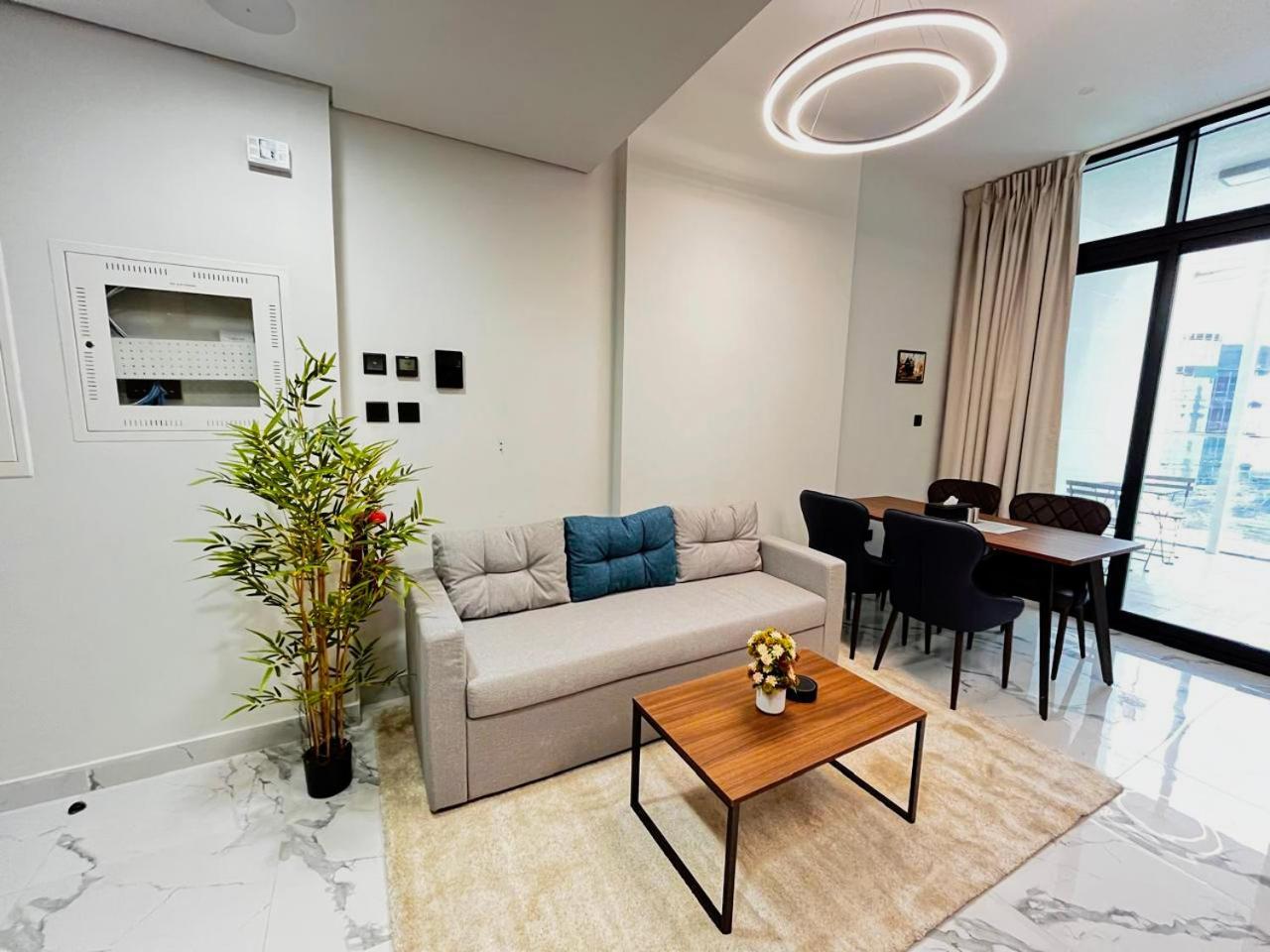 1 Bed Junior Near Cleveland And Mall Apartment Abu Dhabi